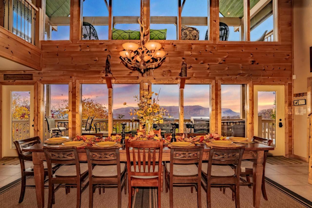 Tanasi Lodge - Reunions, Retreats, Weddings, Family Getaways Sevierville Exterior photo